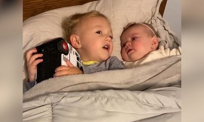 Video Goes Viral: 2-year-old Immediately Calms Crying Baby Sister