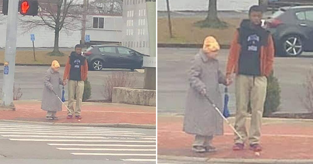 Teen Helps Blind Woman Cross The Street In Viral Photo: ‘I Was Just Trying To Help’