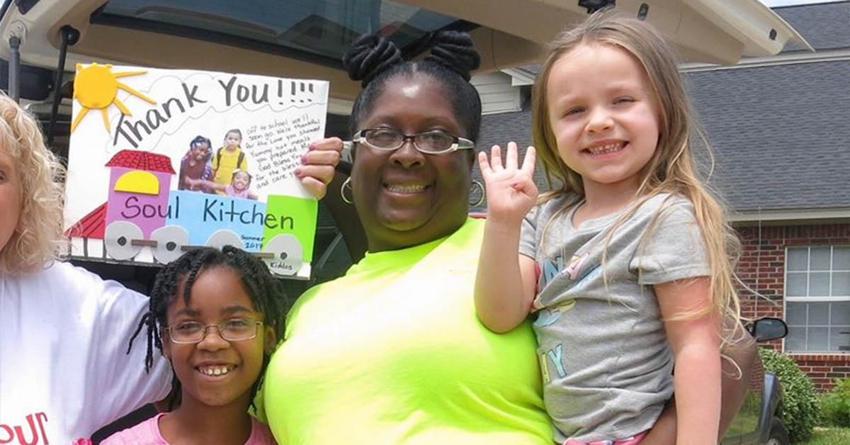 Texas Grandma Quits Job, Drives 100 Miles Every Day To Feed Hungry Kids