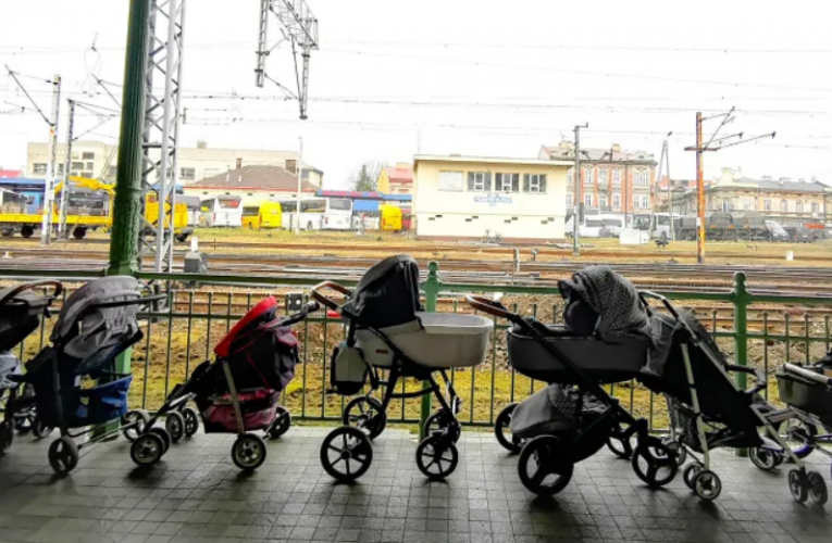 Heartbreaking Truth Behind Prams Abandoned At Polish Train Station As Mum’s Leave Pushchairs For Ukrainian Refugee Kids