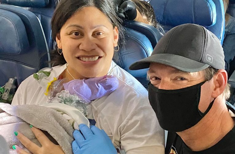 Woman Goes to the Toilet in an Airplane, Comes Out with a Newborn Baby in Her Arms