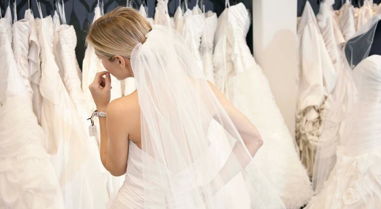 Bride Spends Less Than $10 On Wedding Dress: ‘I Still Felt Like A Princess On My Day’