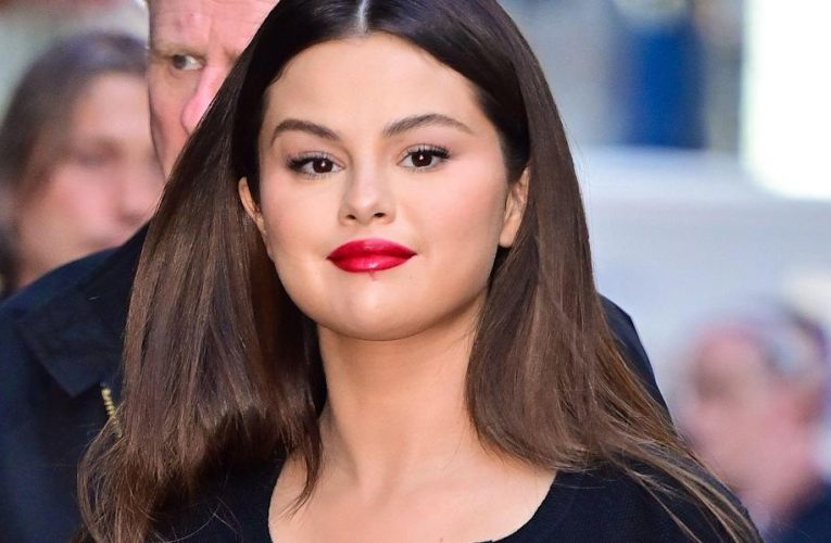 “I Am Perfect The Way I Am,” Selena Gomez Embraces Her Body Shape And Decides To Not Glorify Beauty Standards