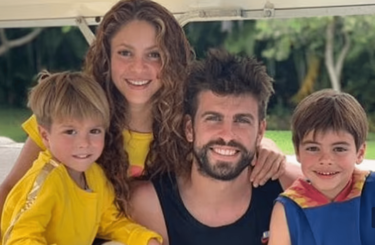 Gerard Pique, Who Recently Broke Up With Shakira, Was Captured In A Restaurant With A Mysterious Blonde