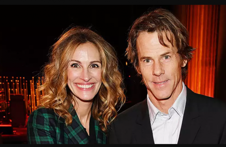 Julia Roberts ‘Can’t Stop Kissing’ Husband Daniel Moder Amid 20th Wedding Anniversary